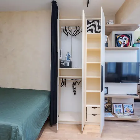 Varna Beach Residence Studio Апартаменты Варна